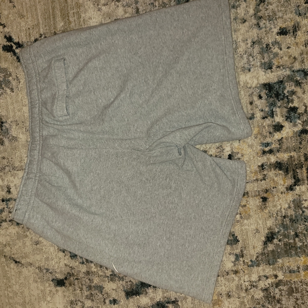 Nike Shorts - Picture 3 of 3
